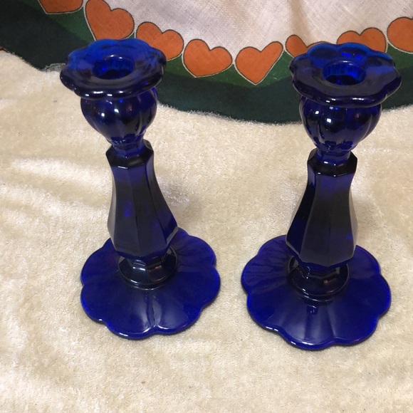 Pair of Vintage Handmade 8.25” Cobalt Blue Glass Candlestick/Candle Holders - Picture 3 of 5